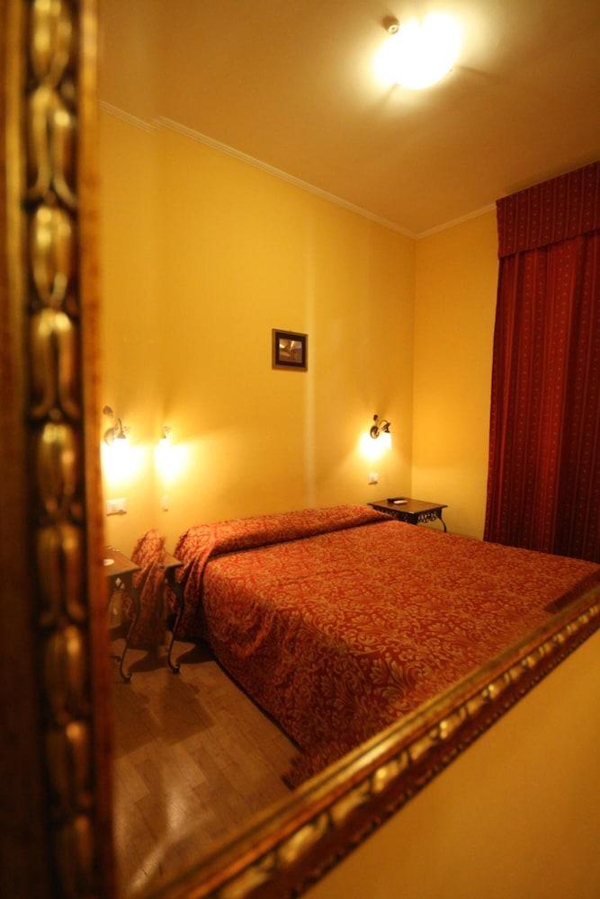 Hotel Cherubini Roma Exterior foto