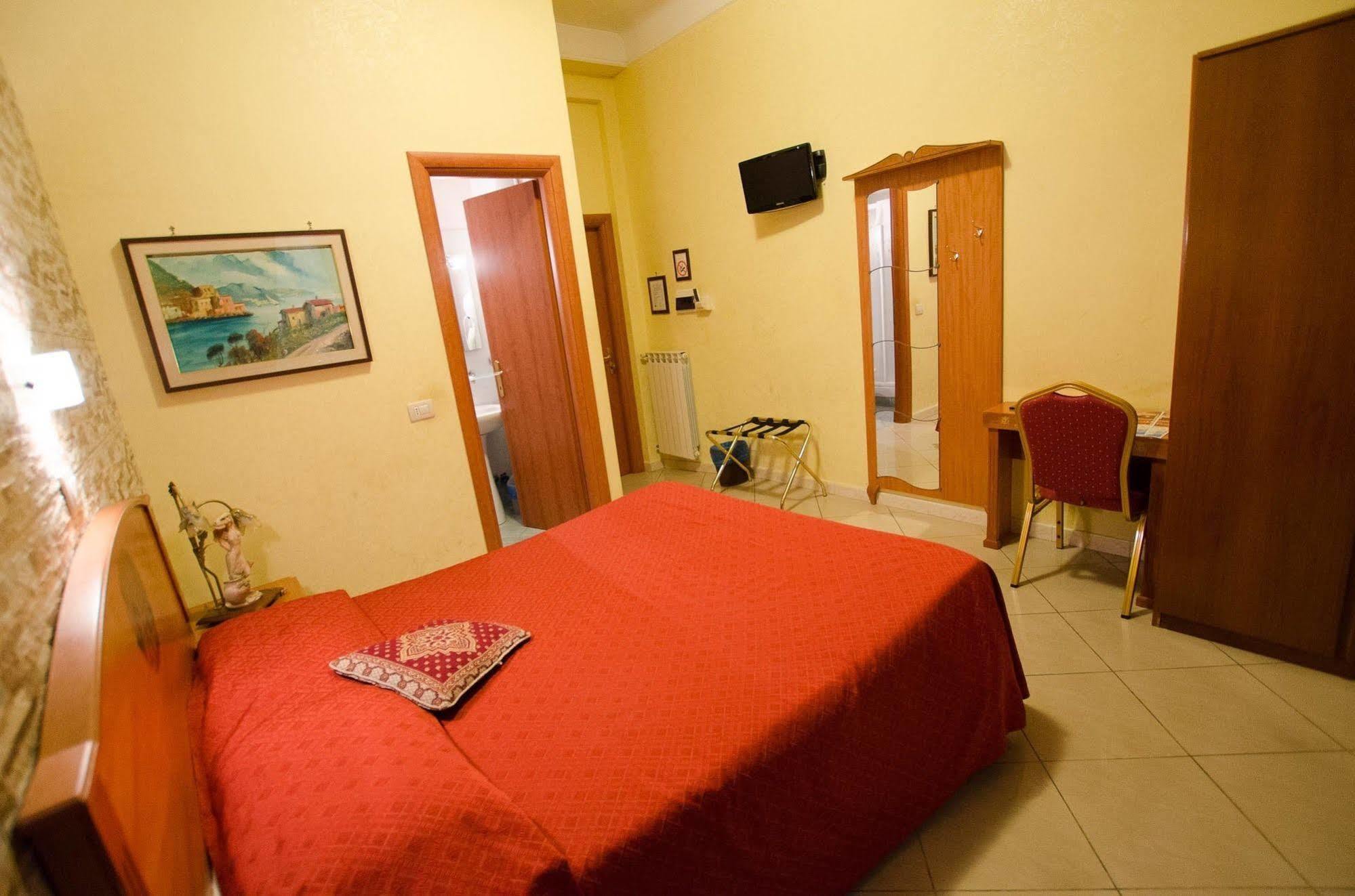 Hotel Cherubini Roma Exterior foto
